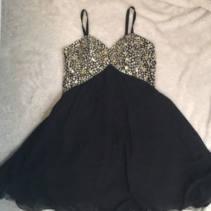 Prom/homecoming dress